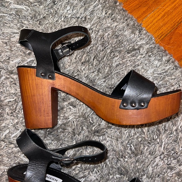 Steve Madden Wedges - Picture 4 of 9